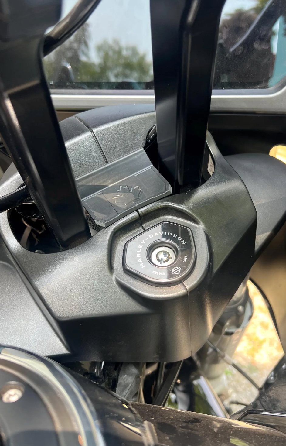 FILLER WITH WIRING HOLE 23.5+ Road glide Black filler piece - custom filler to fill open hole between riser