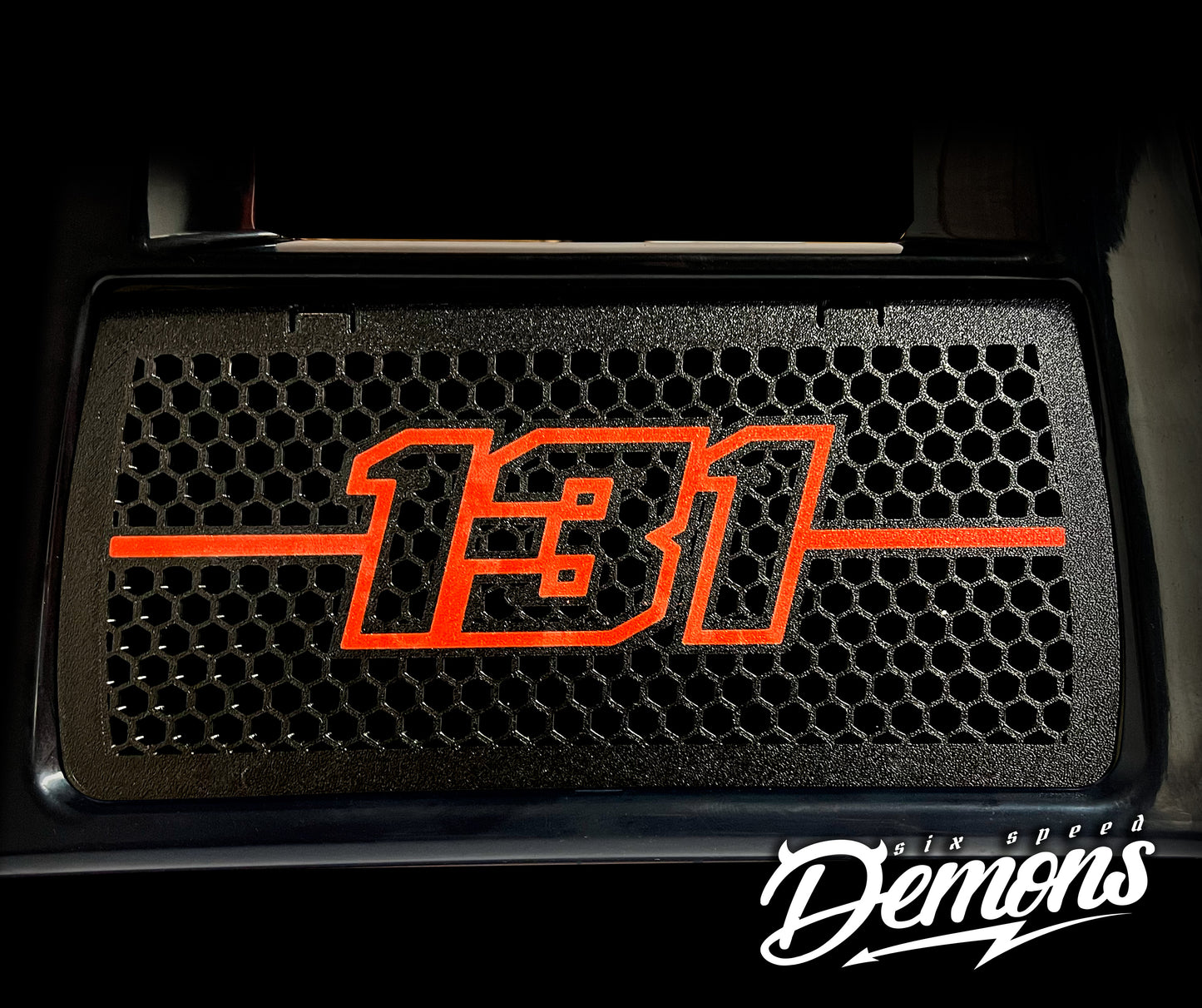 2024+ Road glide / Street glide Radiator Grill Shield - 131