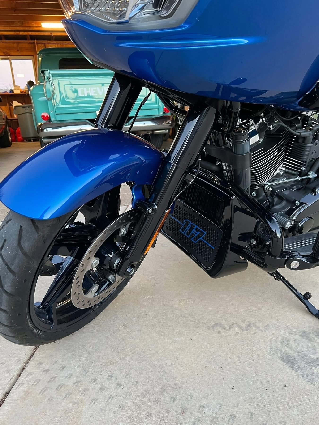 2024+ Road glide / Street glide Radiator Grill Shield - custom design