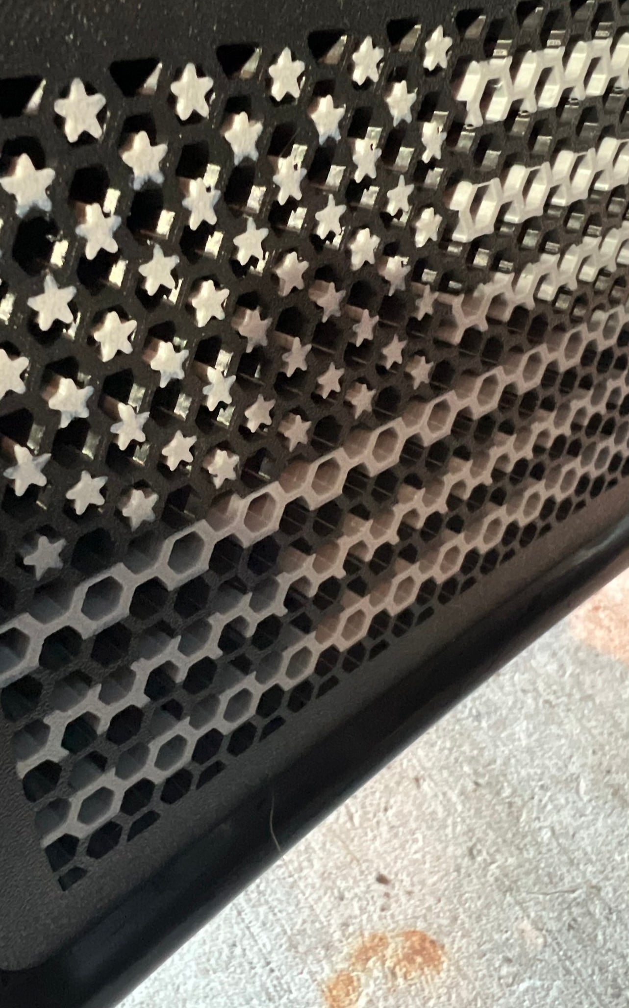 2024+ Road glide / Street glide Radiator Grill Shield - texas flag (Copy)