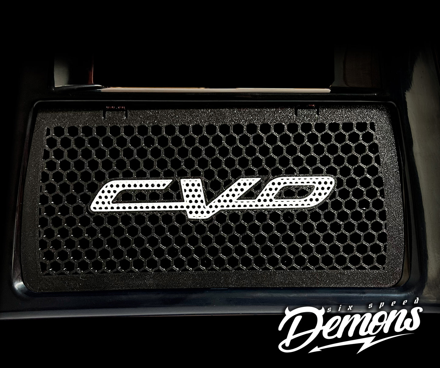2024+ Road glide / Street glide Radiator Grill Shield - CVO COVER