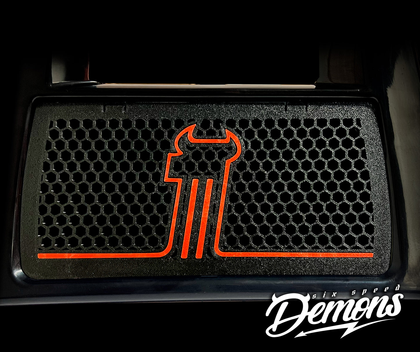 2024+ Road glide / Street glide Radiator Grill Shield -  Demon 1 Racing
